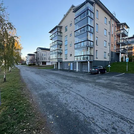 Stylish Scandinavian By The River Appartement
